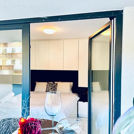 Villa Elegant 5br & 1lr , Private With Prime Location Modling